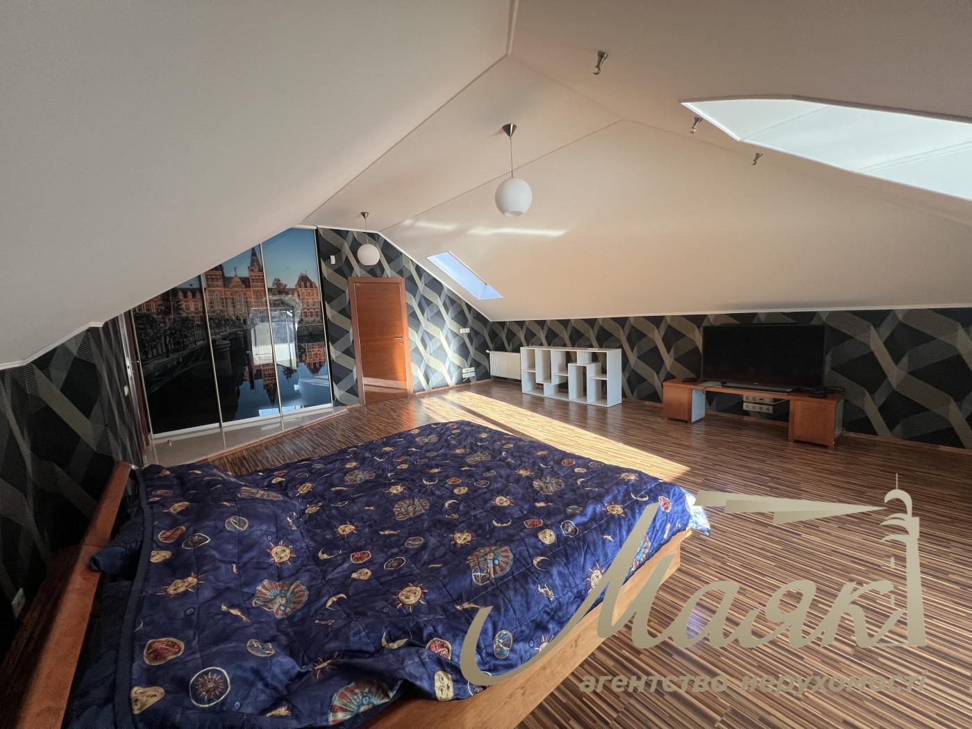 Rent of a 3-storey house 460m2, Goloseevsky district, Myshelovka.