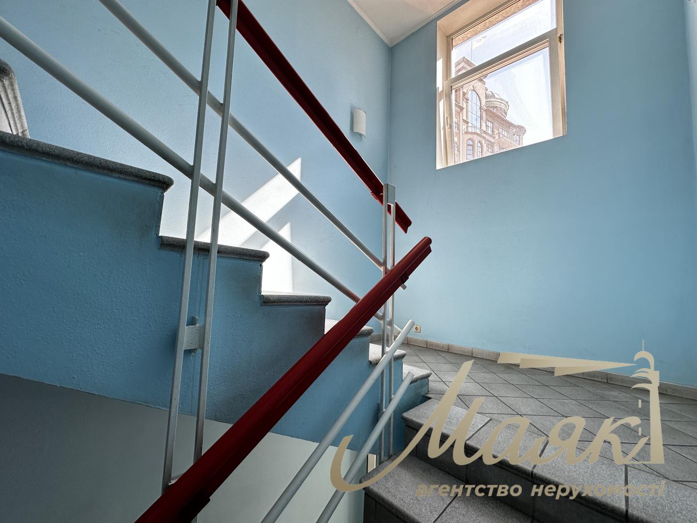 Оренда ОСЗ 600м2 вул.Бойчука 17, Печерськ