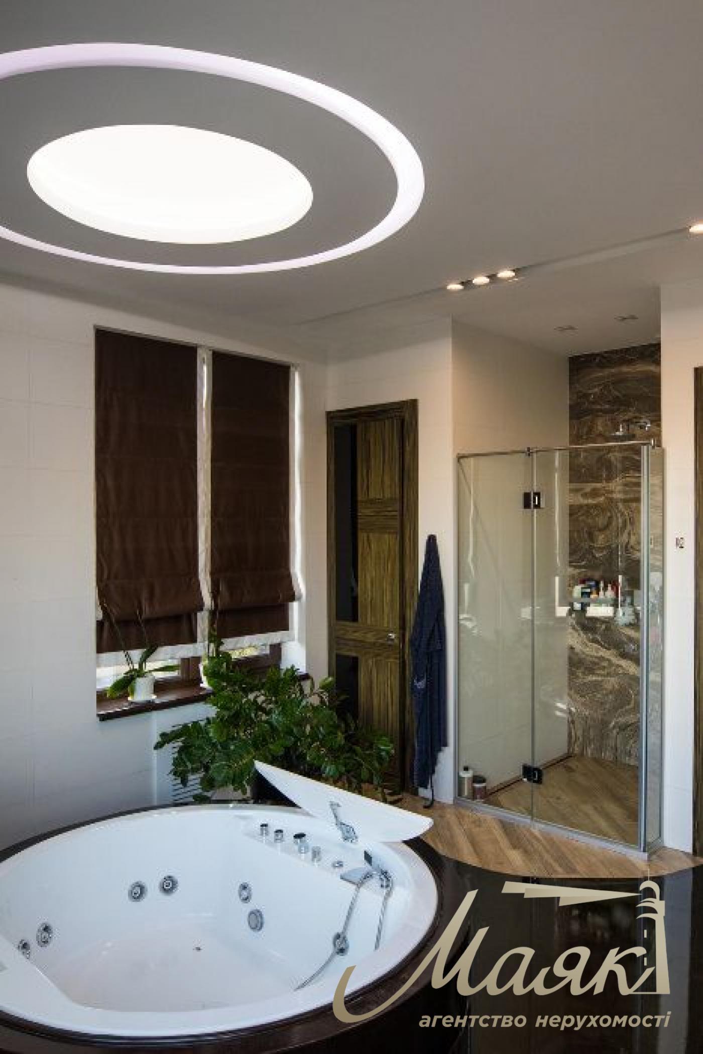 Sale of a penthouse with a view and a terrace of 416 m2 on Dneprovskaya Embankment, Osokorki