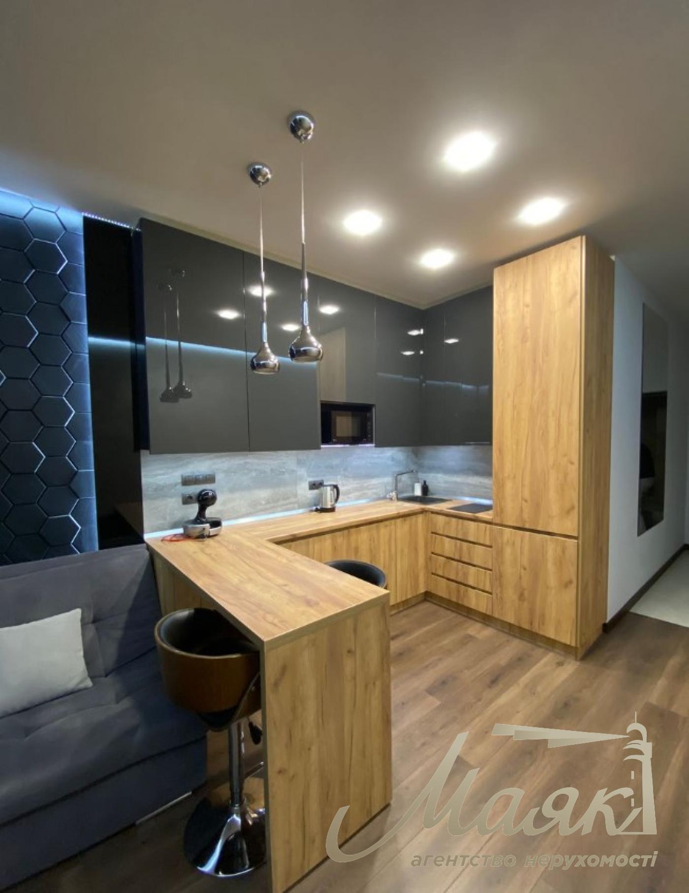 Rent 1-bedroom apartment 50m2 LCD TETRIS HALL Delovaya street, 1/2