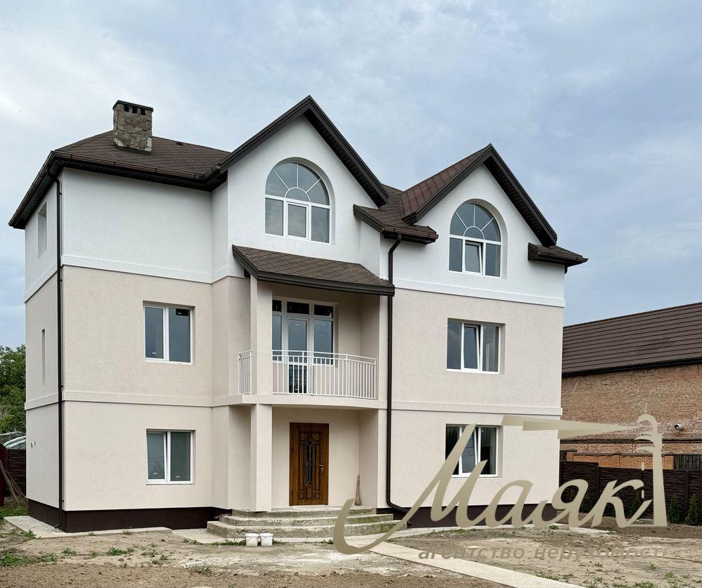 Продажа дома 283м2 в селе Гатное