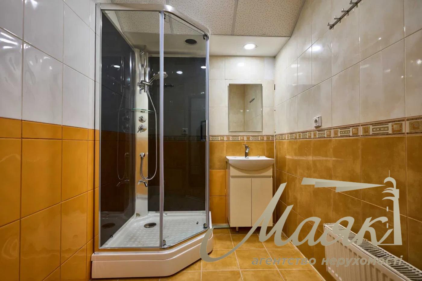 Аренда ОСЗ 1084 кв.м. по ул. Отто Шмидта, Татарка, Подол