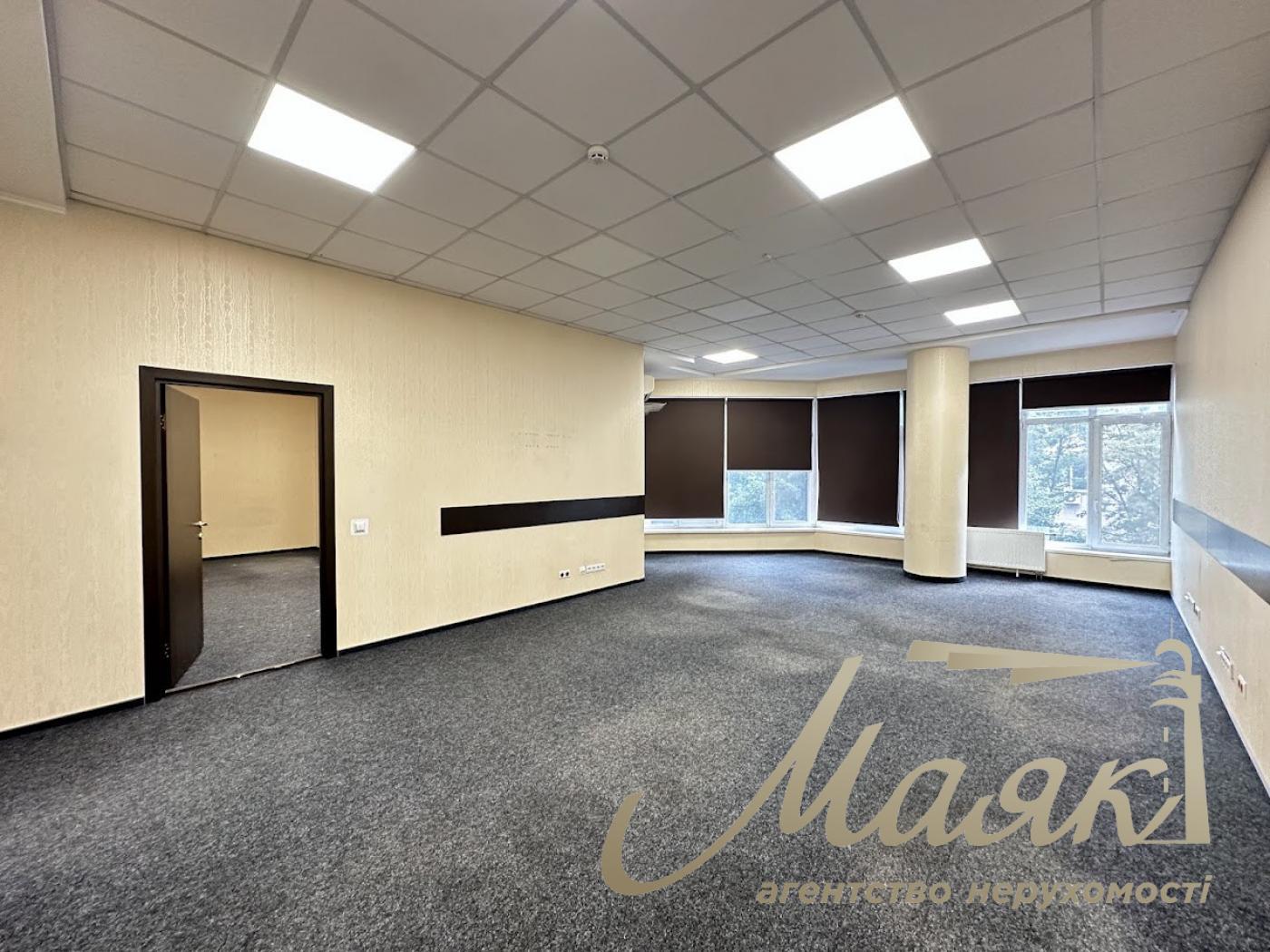 Аренда офиса 980м2 в БЦ Карнеги, Кловский спуск 7, Печерский район.