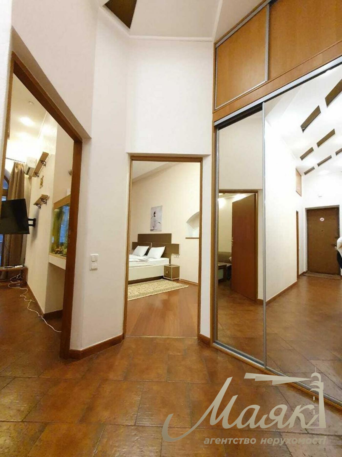 Оренда 2-х кімнатної квартири вул. Еспланадна, Бессарабка