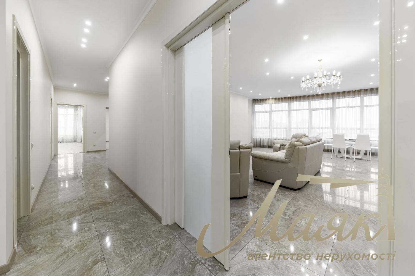 Продажа квартиры 200м2 в центре Кловский спуск, 7