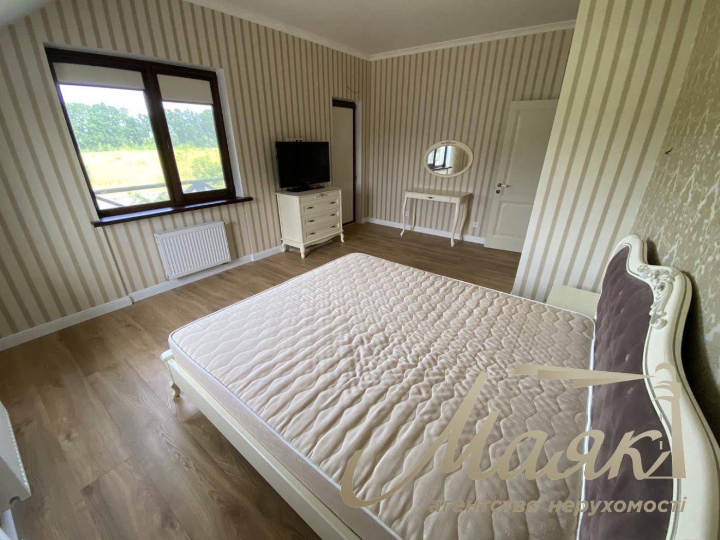 Продаж 2х-поверхового будинку 160м2 в с.Крюківщина