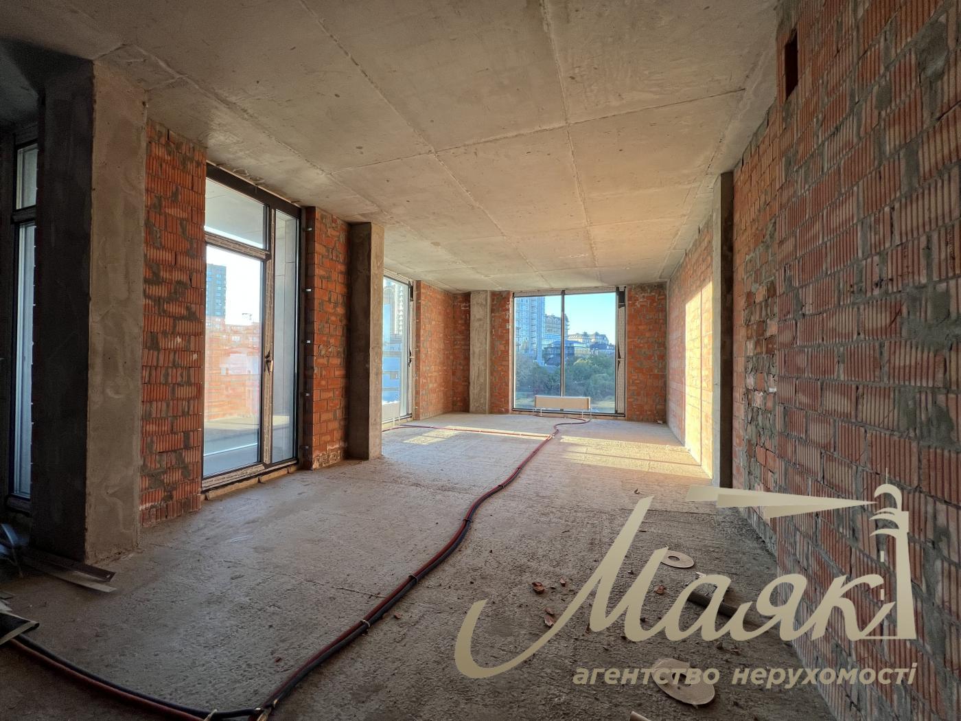 Продажа 2х-комнатной квартиры 65м2 в клубном доме Hidden, Печерск, Киев