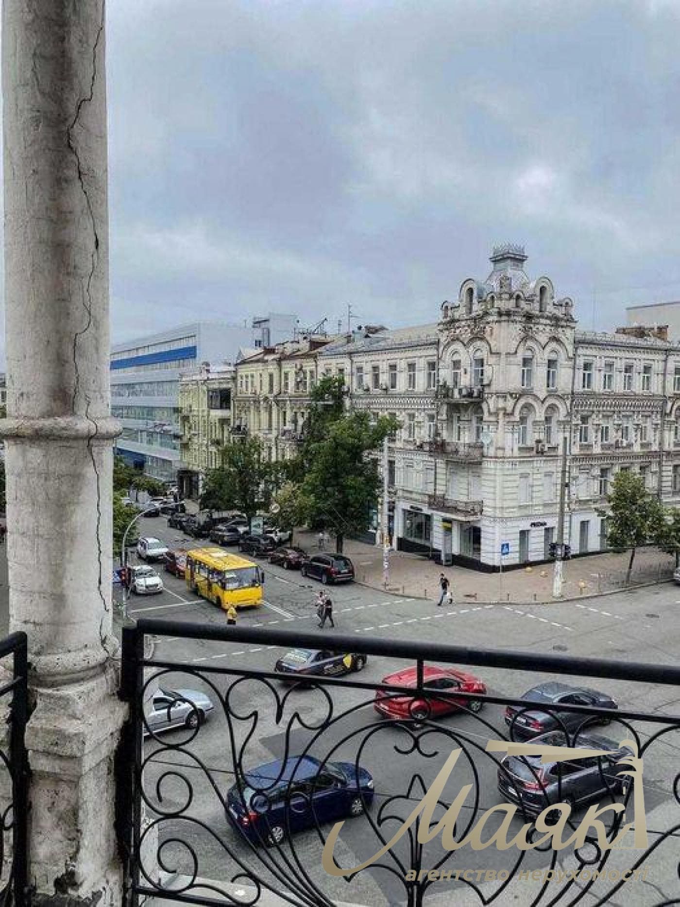 Оренда офісу площею 150 м² на вулиці Саксаганського, Голосієво, Центр