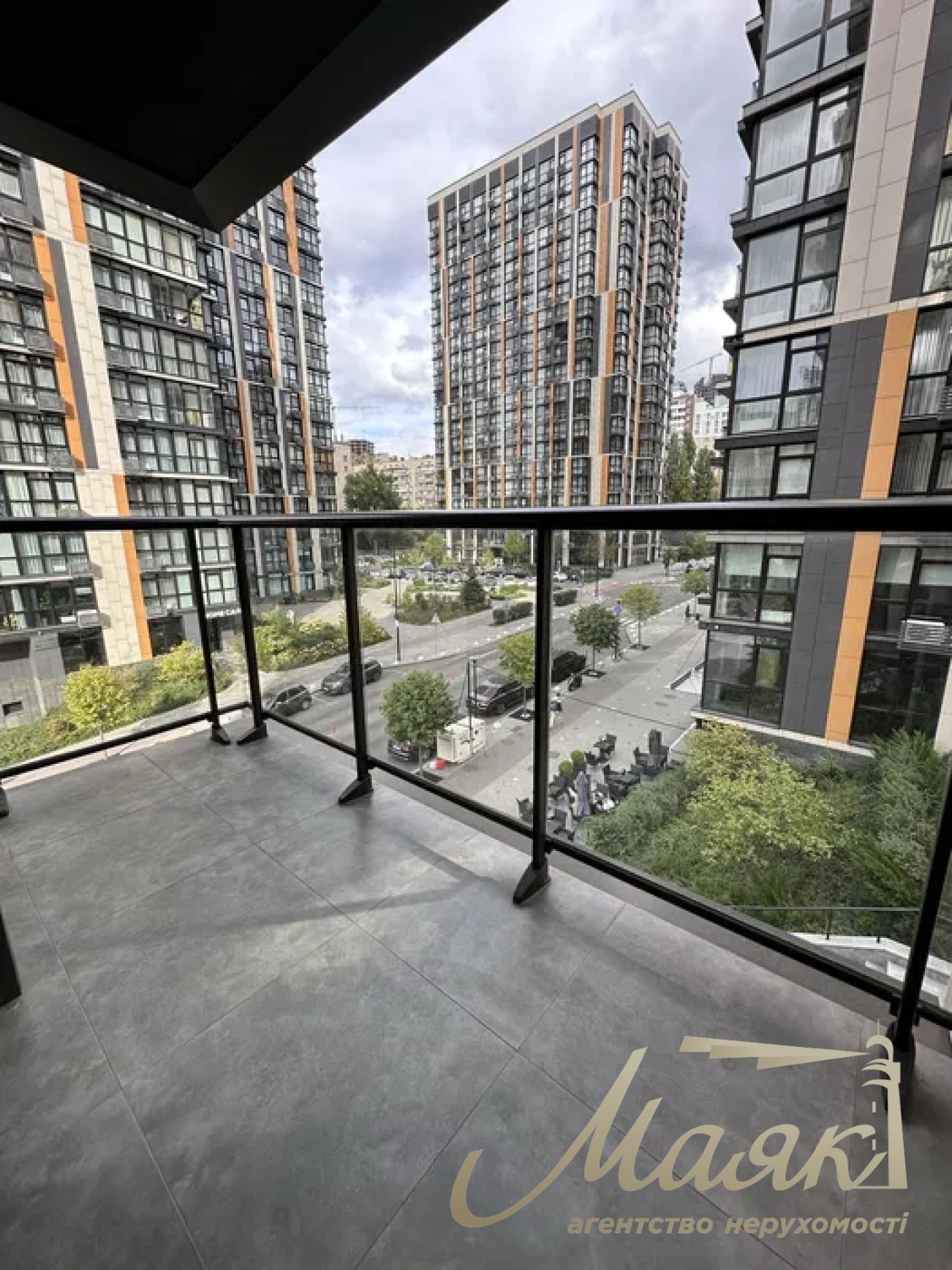 Аренда 1-комнатной квартиры 50м2в ЖК Французкий квартал 2, Предславинская ул., 42