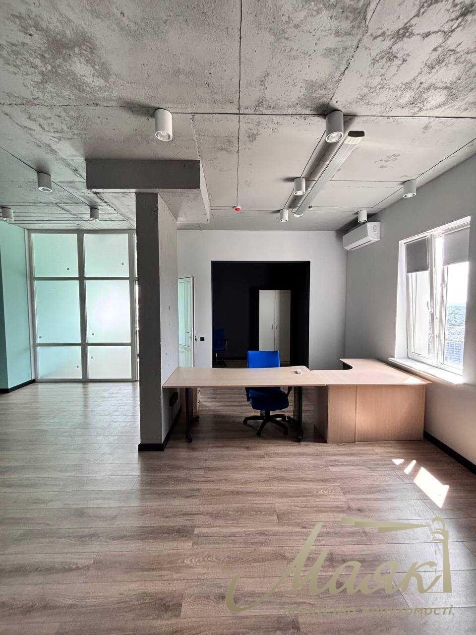 Office for rent 200 m2 in LCD "RIVERSTONE"