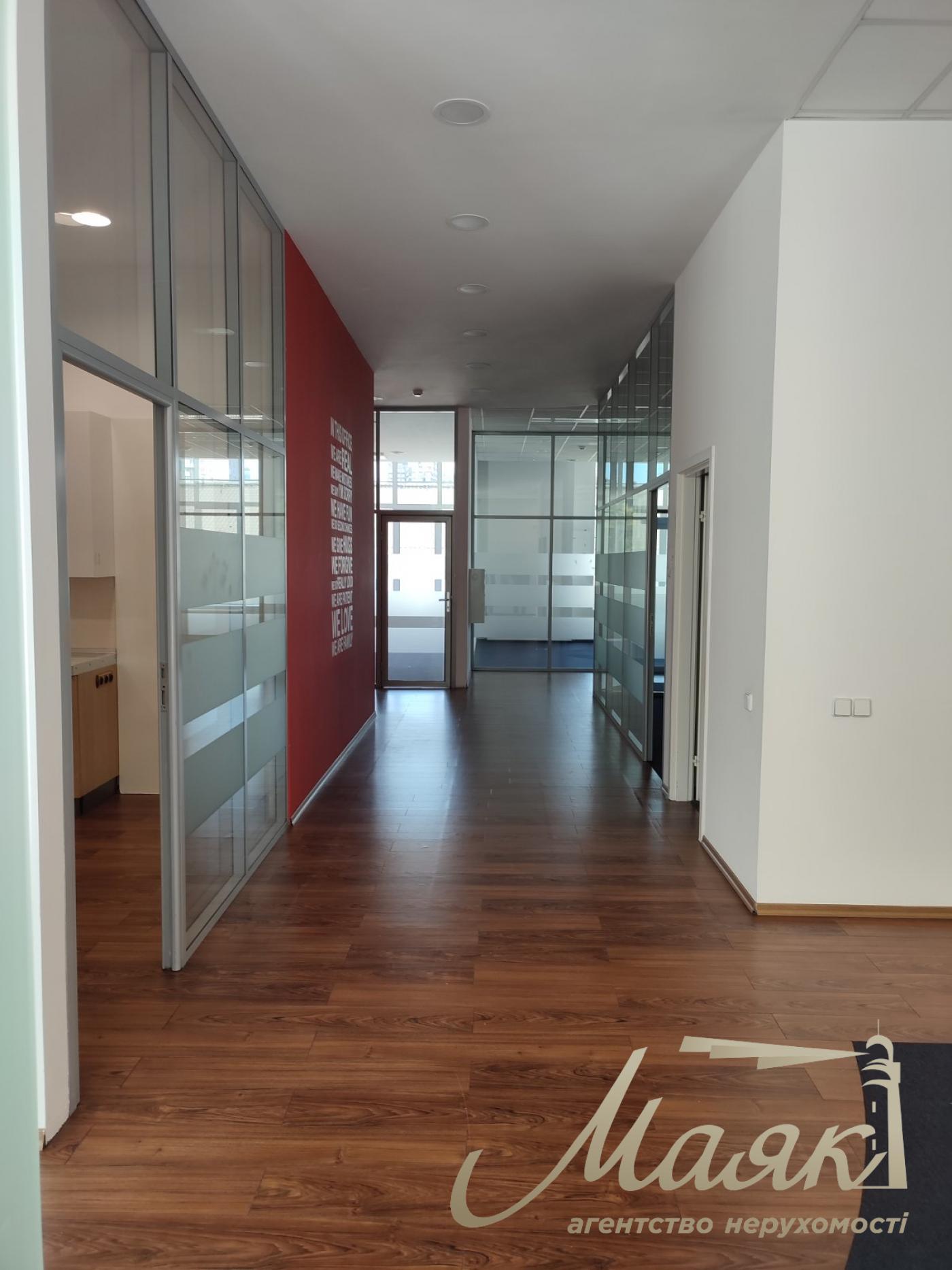 Оренда офісу 976м2 у БЦ Horizon Park