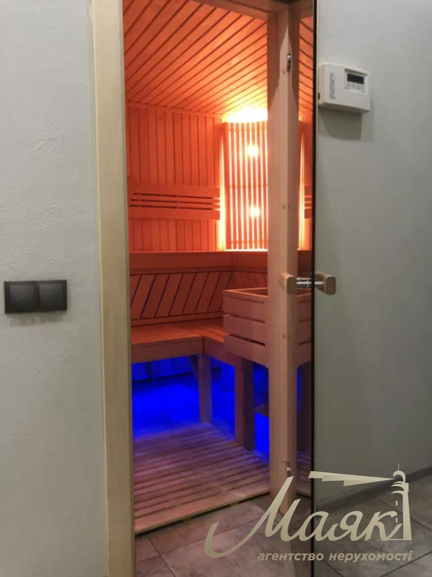 Rent a house 350m2 Osokorki, 1st East-far lane