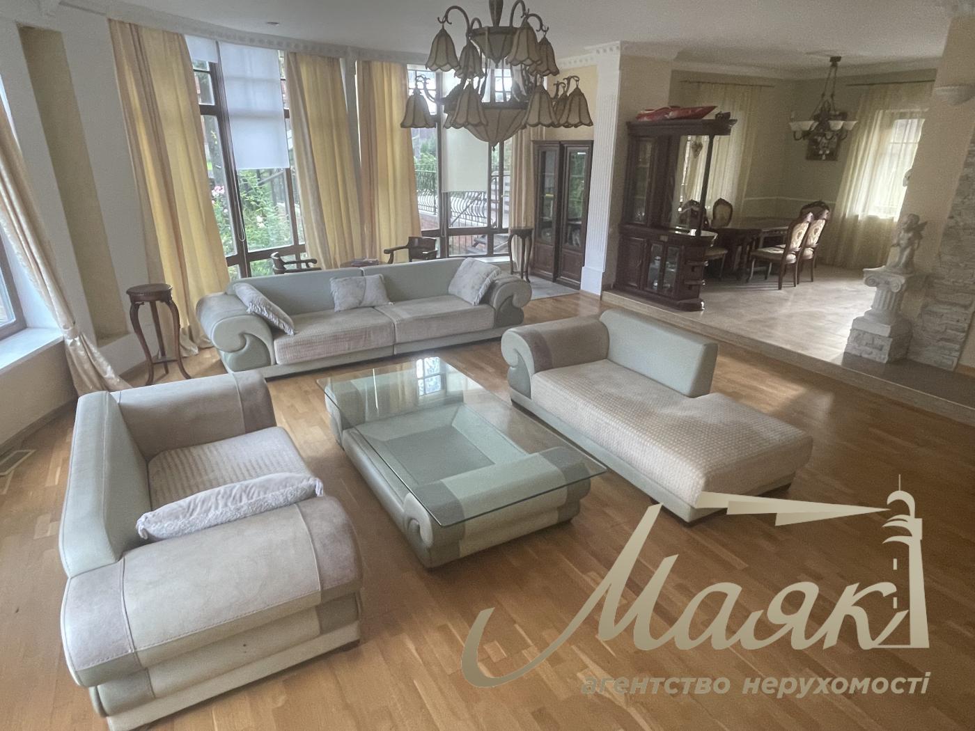 Оренда будинку Пуща Лісова, Мощун, закрите містечко з Лісом та Озером