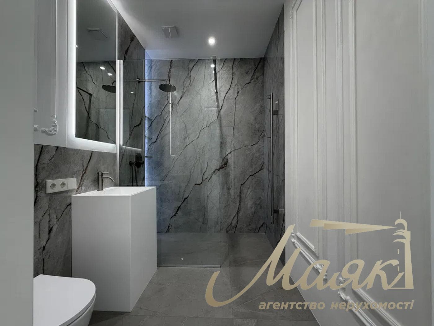 Продаж 2-поверхового будинку площею 326 м², Ходосівка, КГ «Нова Ходосівка»