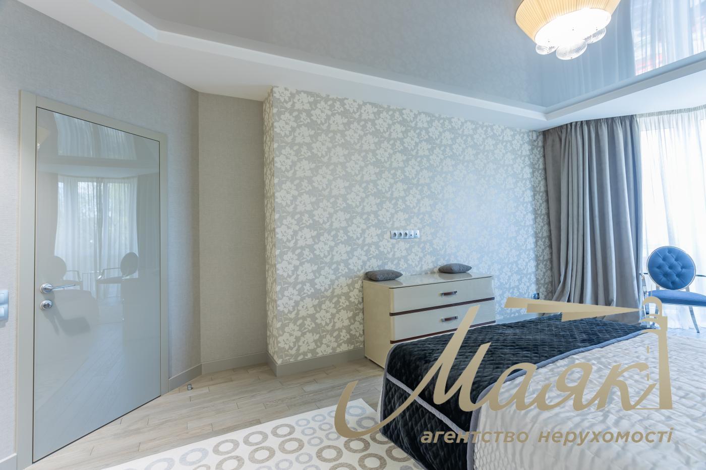 Продаж 3х-кімнатної квартири 108.3м2 вул. Коперника, Шевченківський район, Лук'янівка, Київ