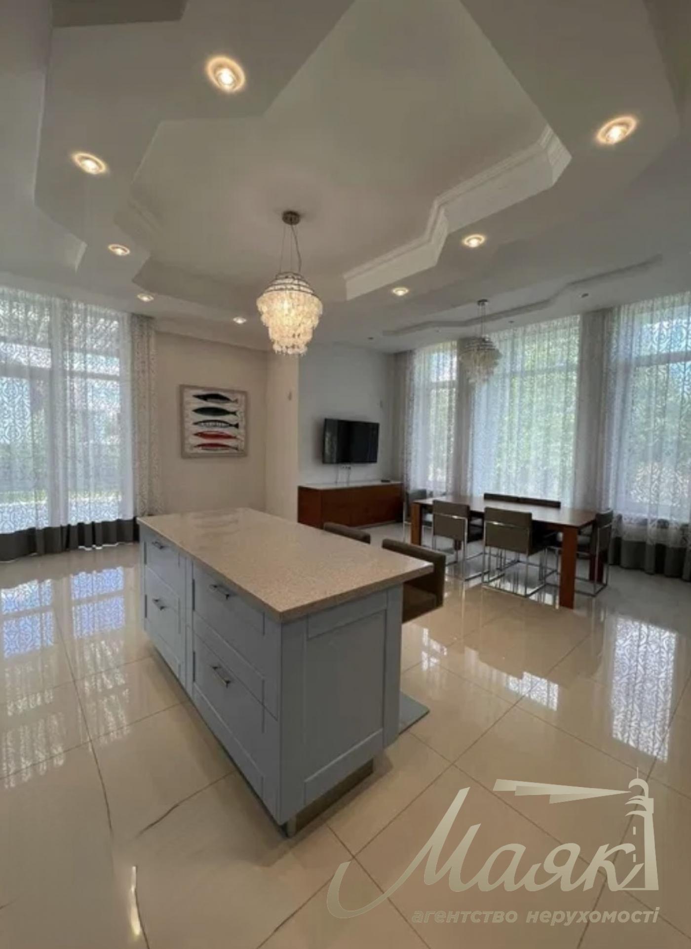 Оренда будинку 400м2 СМТ Козин/Конча-Заспа. Б. Дамба. Оренда будинку.