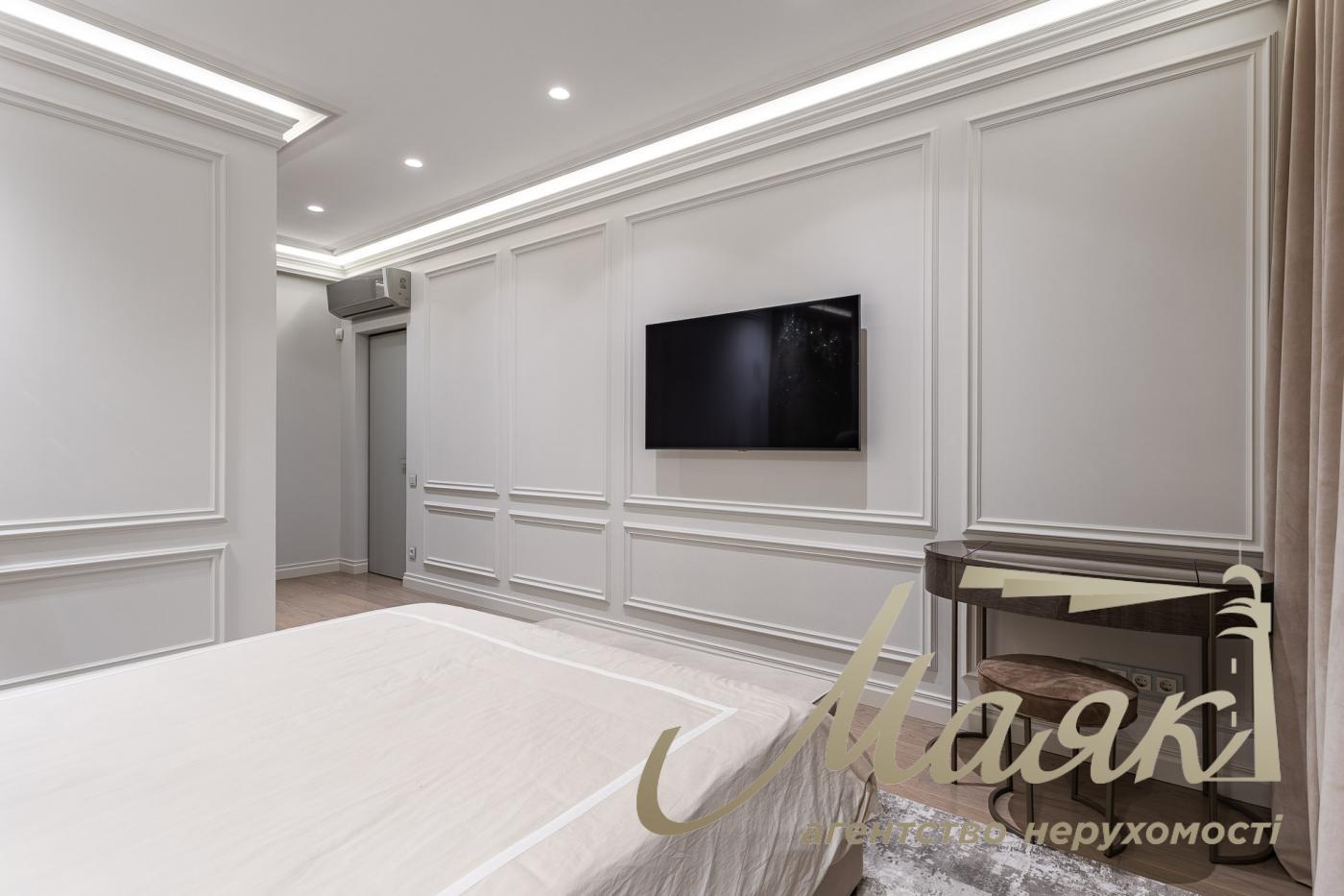 Продажа видовой 3-комнатной квартиры в ЖК Tetris Hall, ул. Ивана Федорова, 2а