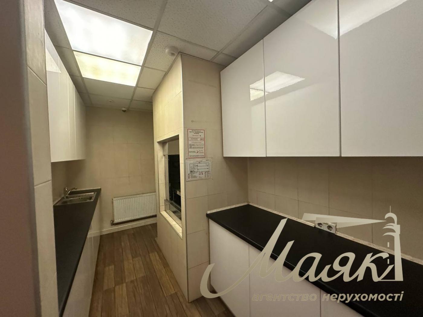 Rent of premises for a restaurant on Almazova St. 12, Pechersk