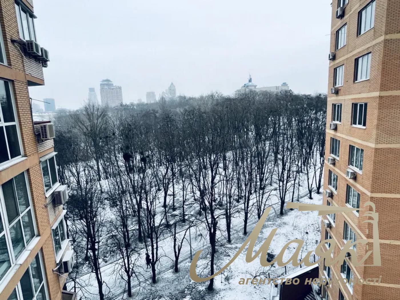 Оренда 1к квартири - студії 60 м², вул. Ділова, метро Олімпійська