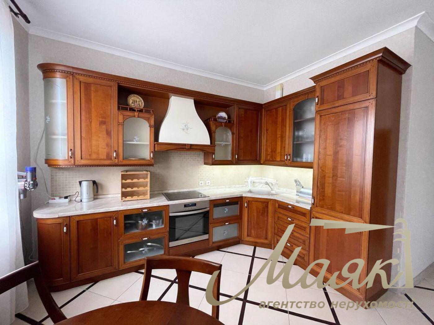 Оренда 3-к квартрири вул. Шота Руставеллі, Печерський р-н