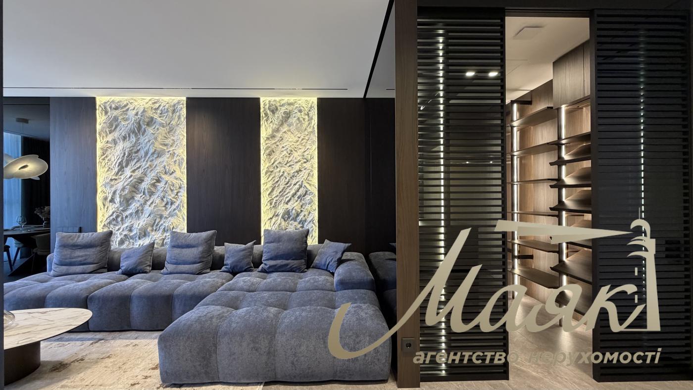 Продаж квартири 118м2 в ЖК Новопечерськие липки, ул. Андрея Верхогляда 15Б. (Михайла Драгомирова)