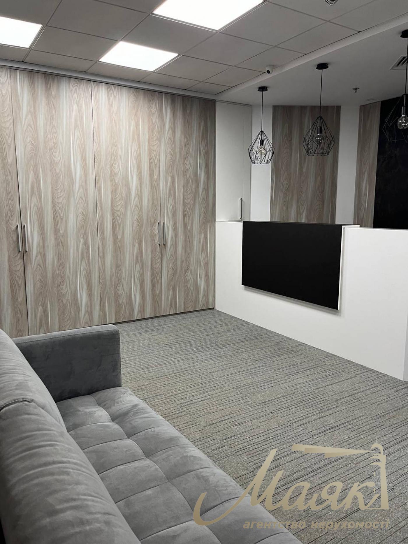 Furnished office for rent 244 sq.m. in BC IQ on Bolsunovskaya str.