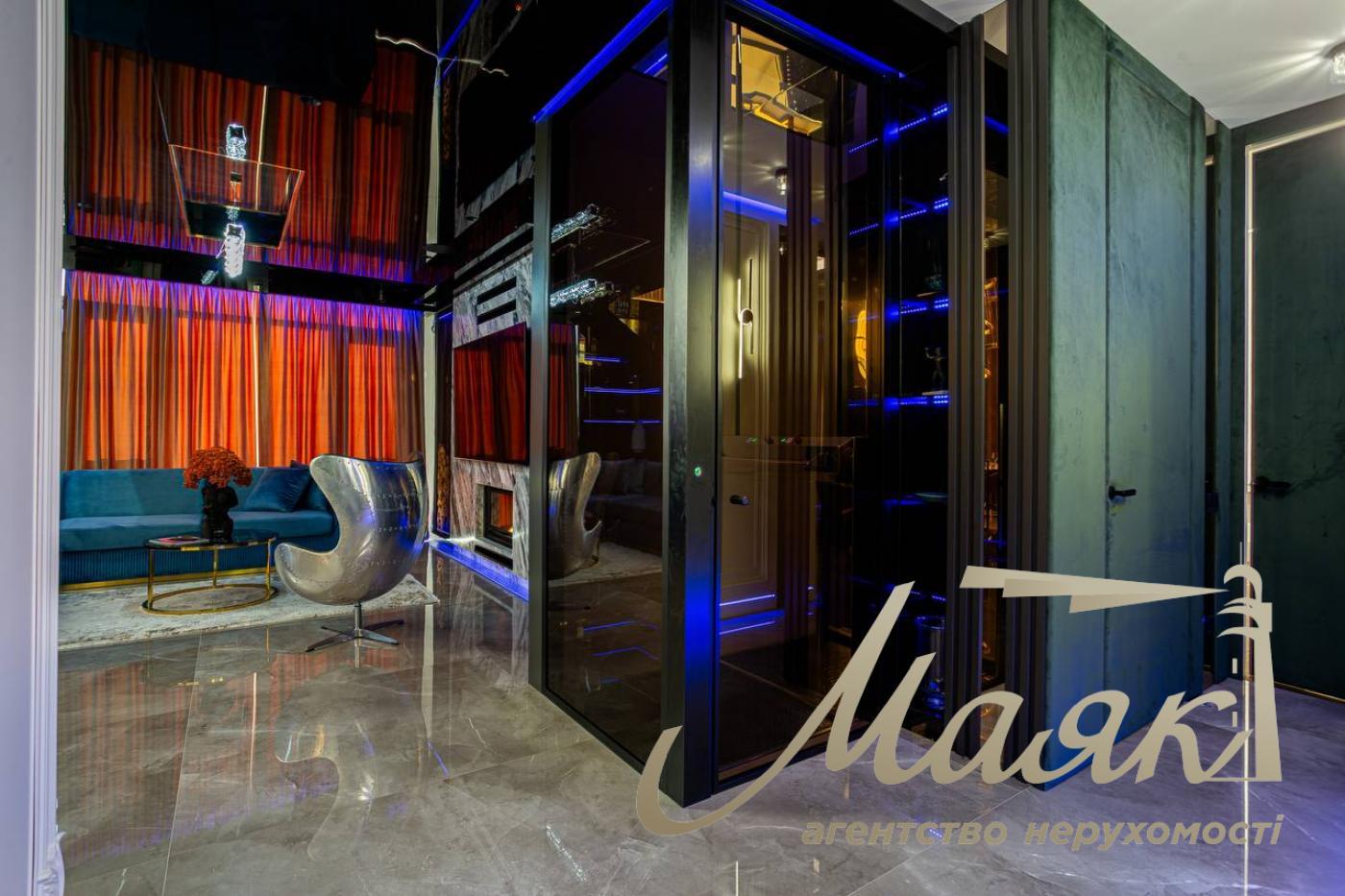 Продаж пентхауса 195 м² з терасою та дизайнерським ремонтом у ЖК Park Avenue VIP, Київ