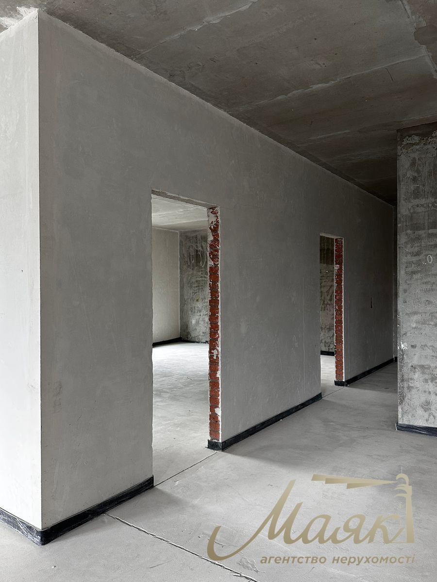 Sale of 4-room apartment in the Diamond Hall residential complex, Ivana Mazepy st., Arsenalnaya