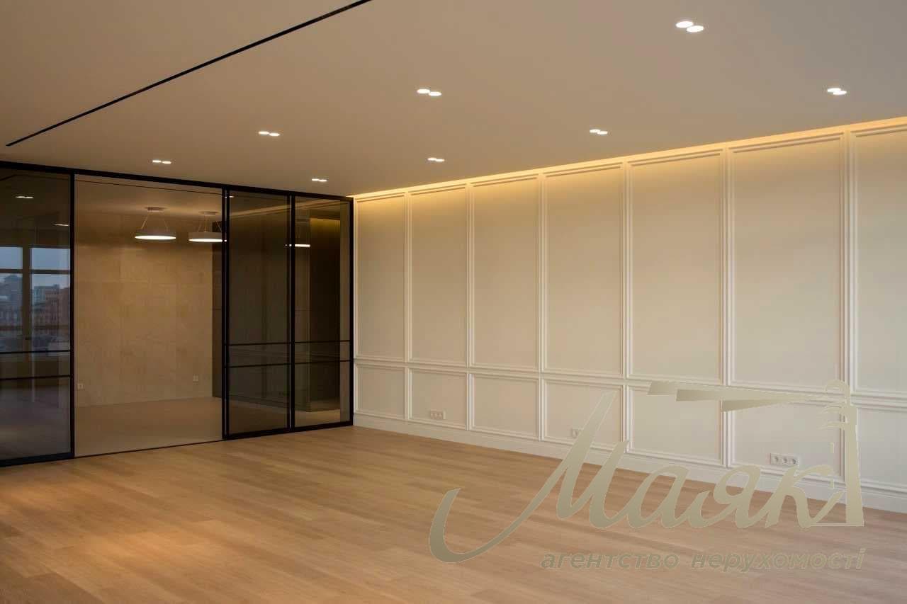 Оренда офісу (200 м²) у ЖК «Carnegie Tower», вул. Кловський спуск, 7. Печерський район