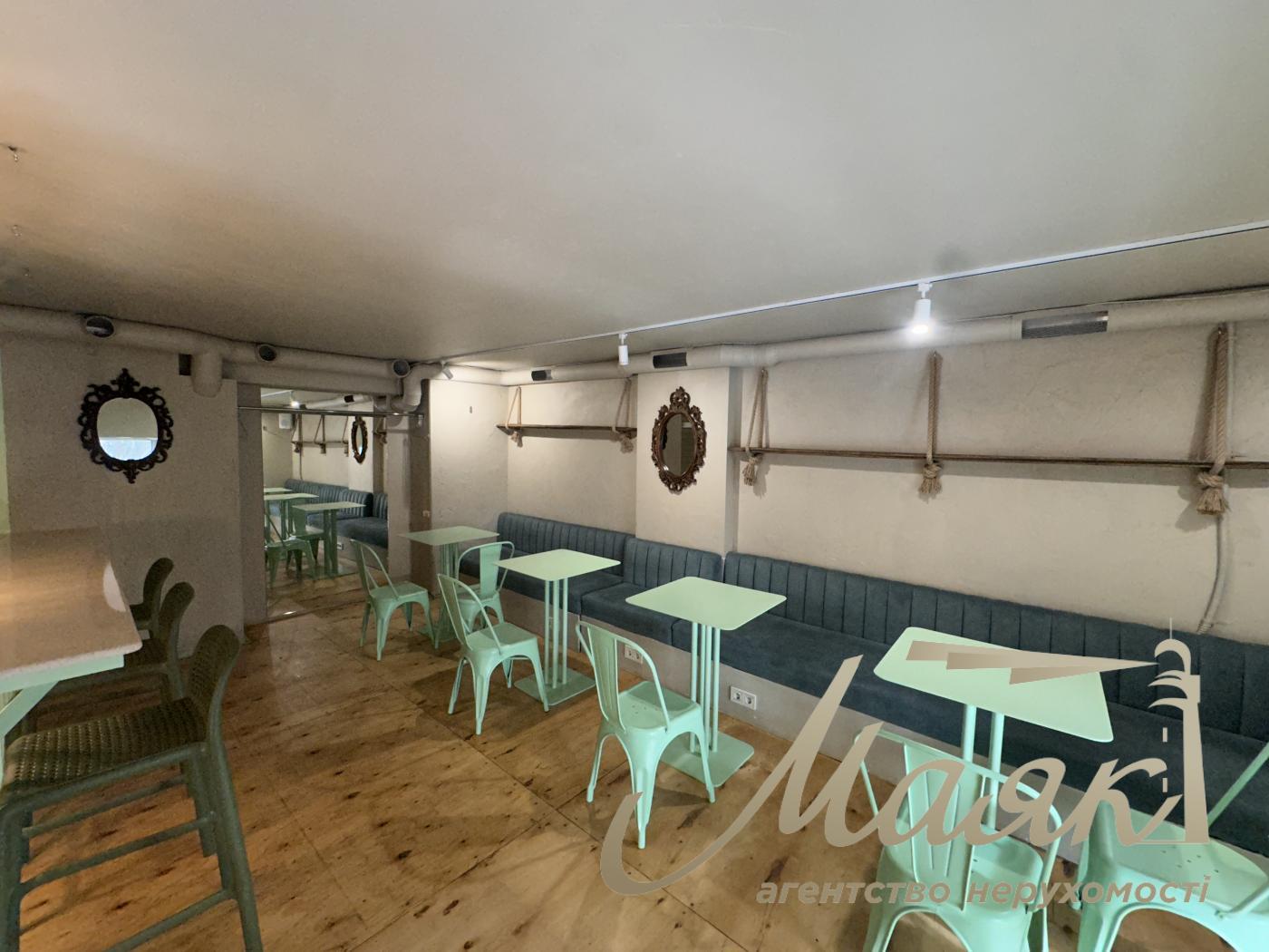 Оренда приміщення (65м2) по вул. Володимирська 69