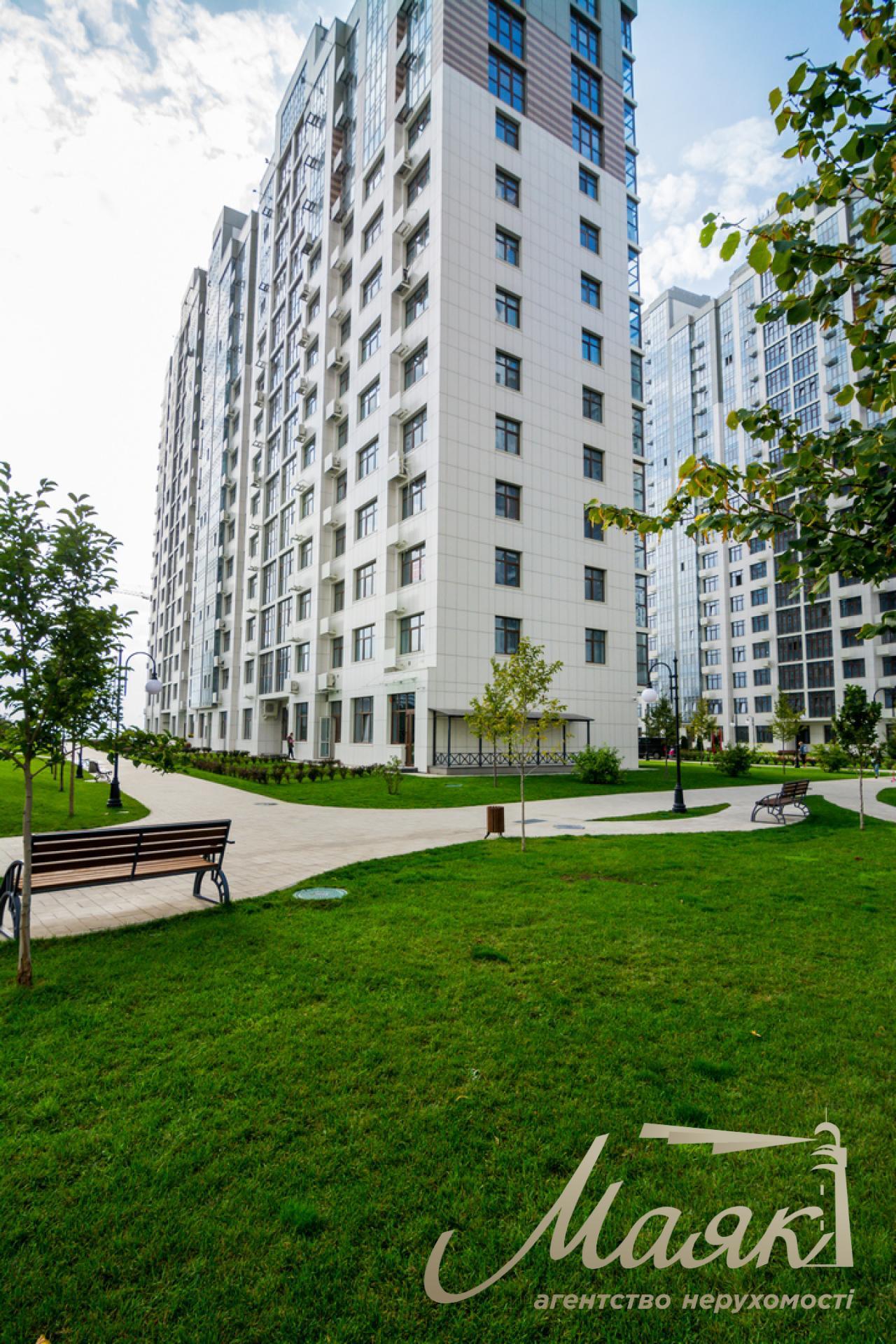 Продажа квартиры с личной террасой в ЖК Новопечерские Липки