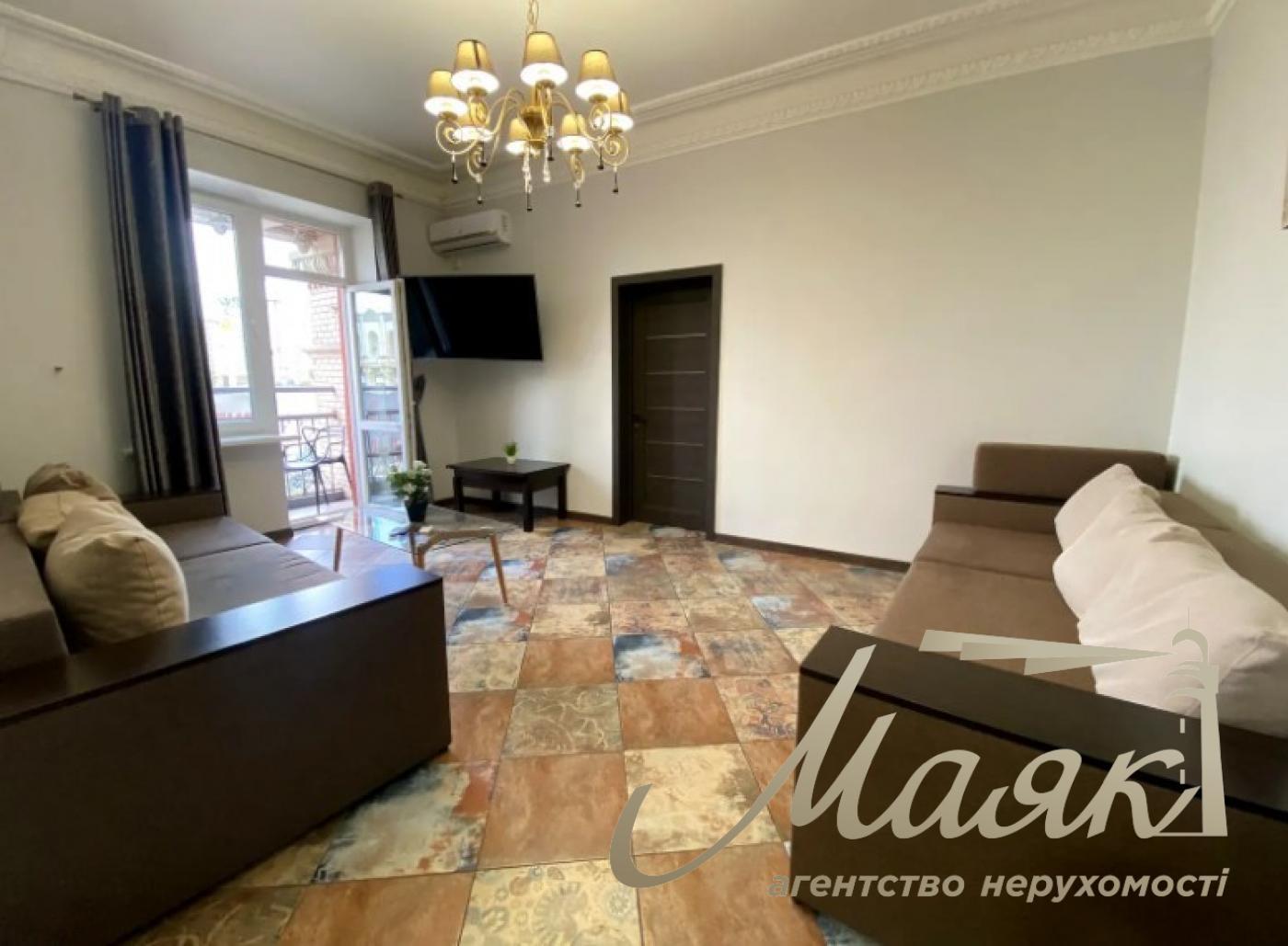 Оренда 3х кімнатної квартири, вул. Софіївська1, Майдан Незалежності