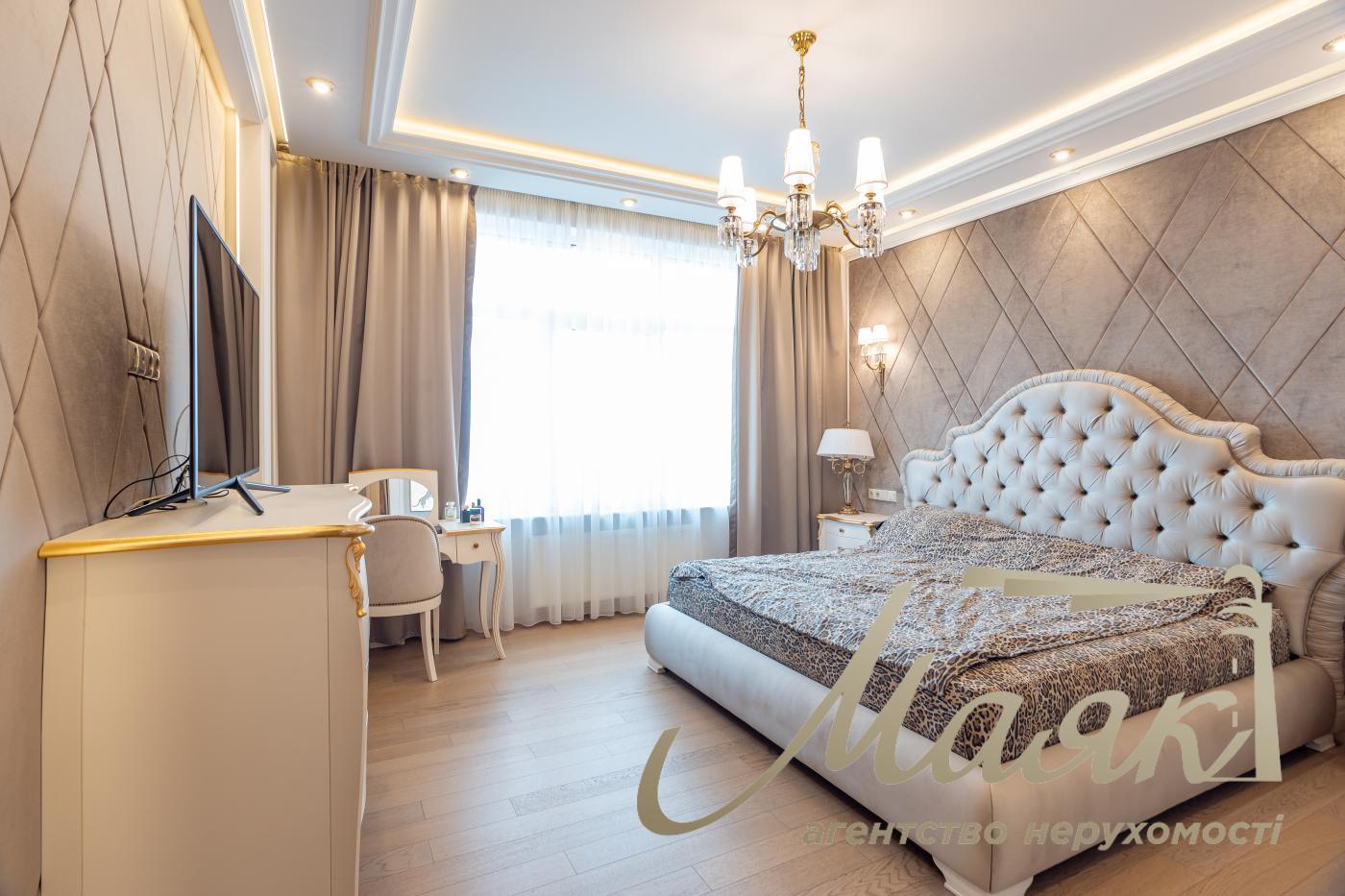 Rent 3-bedroom apartment LCD Novopecherskie Lipki, Verkhoglyada street (Dragomirov)