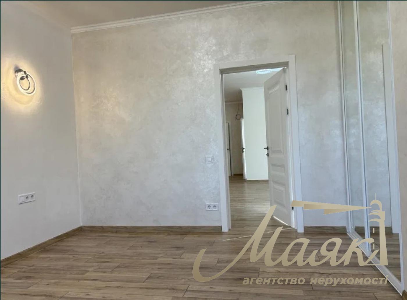 Продажа 2- х этажного дома (5 ком.), Осокорки