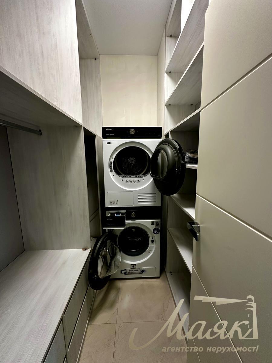 Rent 4-room apartment in LCD Tetris Hol