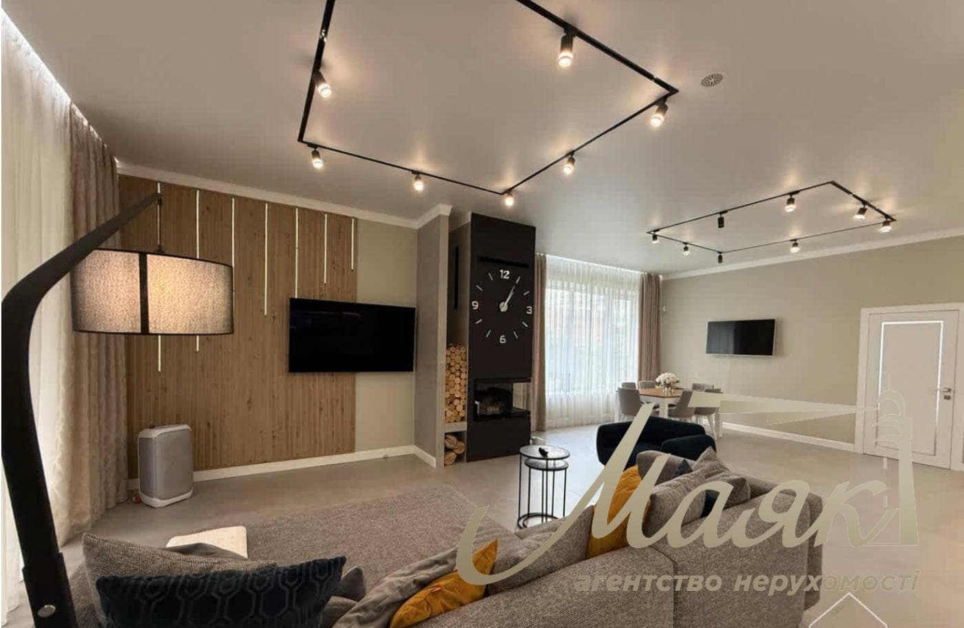 Продаж 2-х поверхового будинку 220м2, КМ Нова Ходосівка