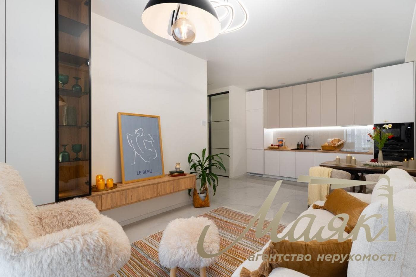 Продаж 2-кімнатної квартири площею 66 м², ЖК «Нова Англія»