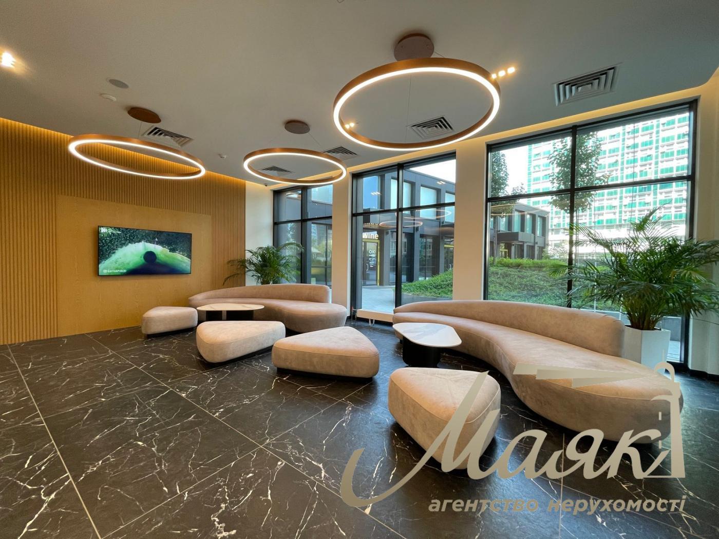 Продажа 4-комнатной квартиры ЖК Triiinity, ул. Тютюнника