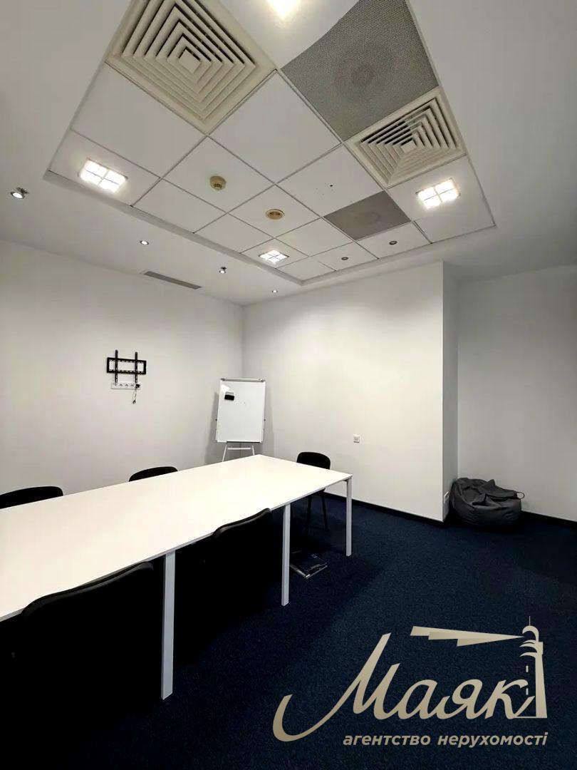 Аренда офиса 350м2 БЦ Парус ул. Мечникова (Кловский) 2 Печерский район