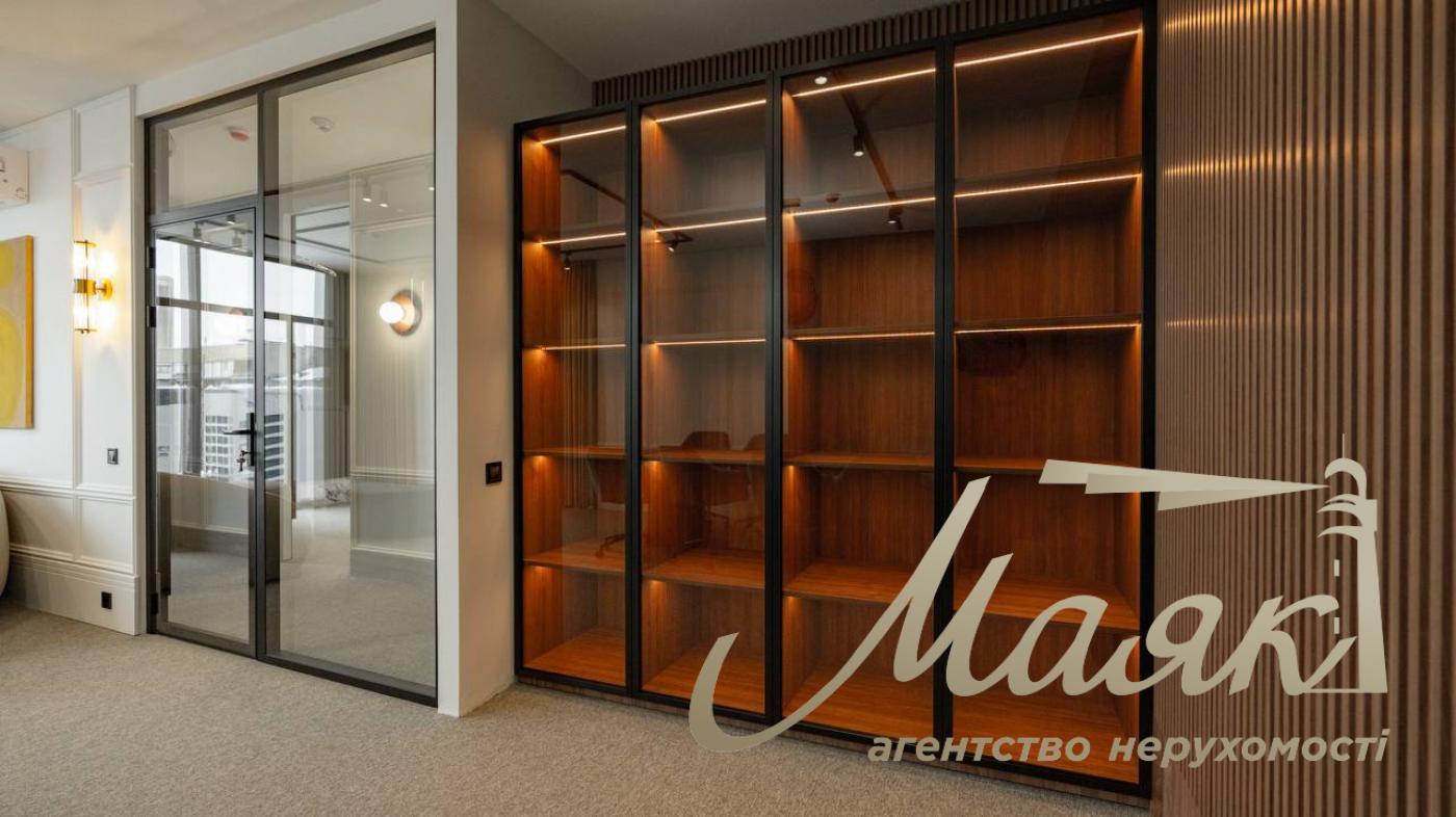 Продаж офісу ЖК Ярославів Град, вул. Бульварно-Кудрявська