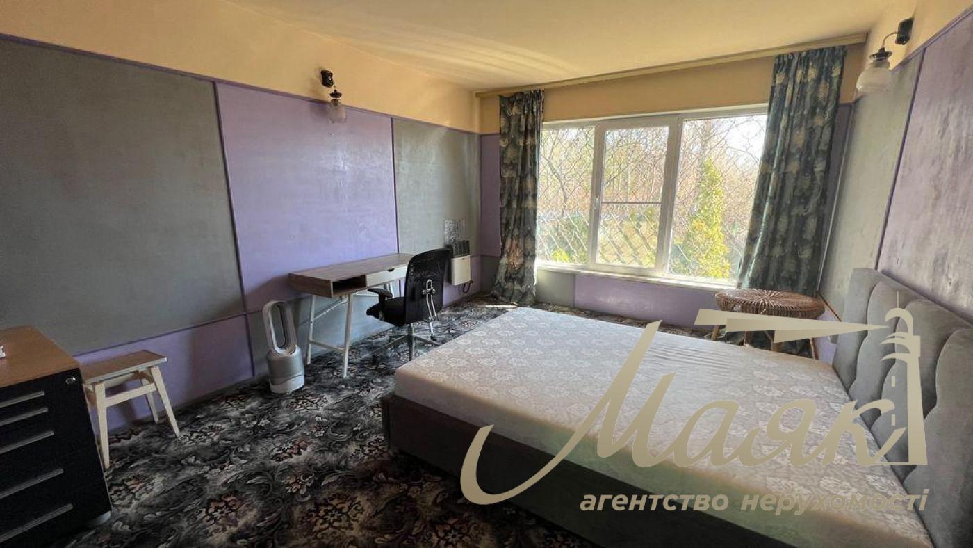 Продаж 2х-поверхового будинку 223м2 в с.Козин, вул. Старокиївська, 23.2 сотки землі, Обухівський район, Київська область