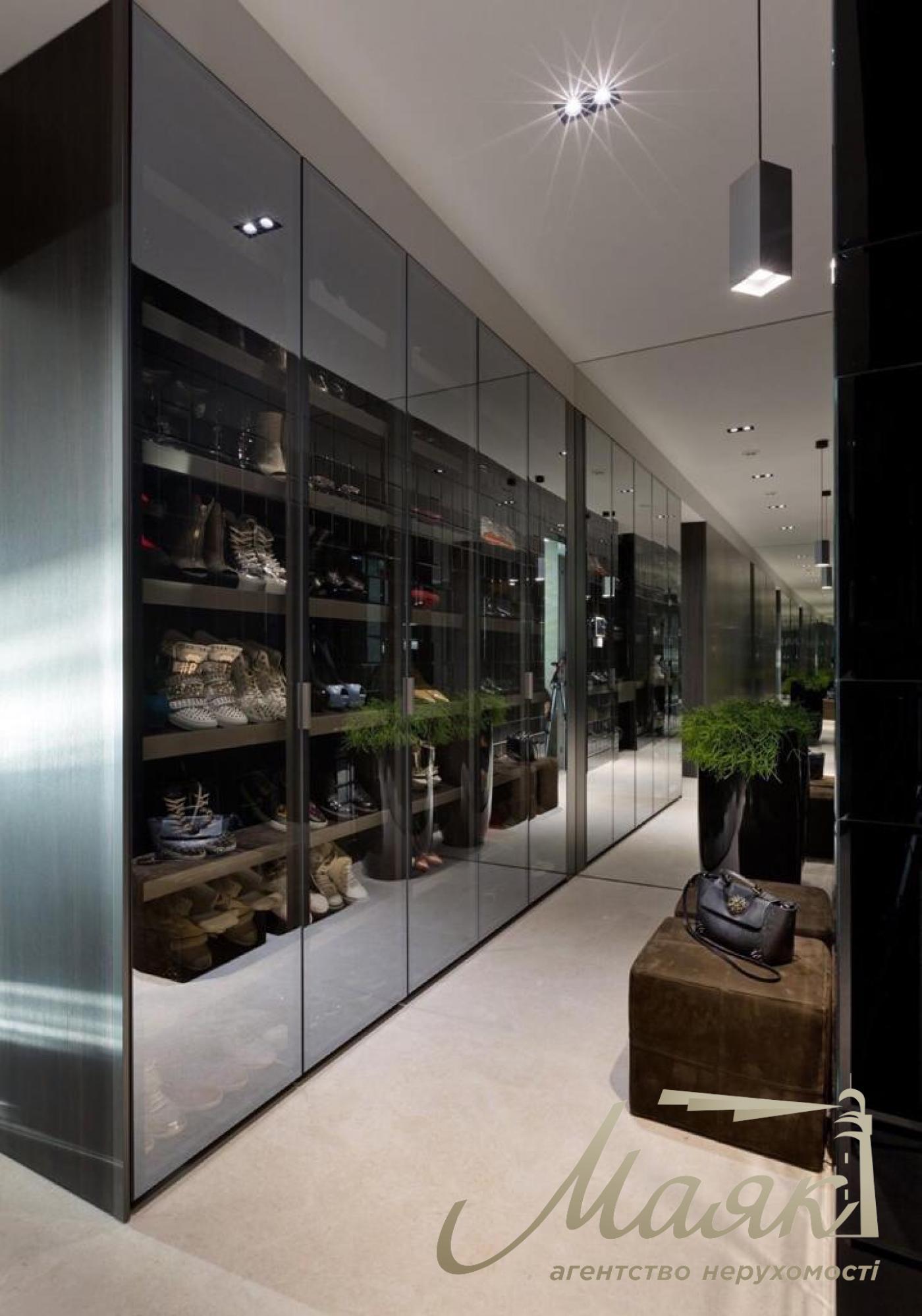 Продаж квартири 300м2 Оболонська набережна, 1