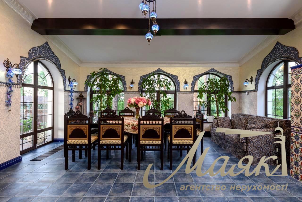 Оренда будинку в Конча-Заспі, КМ "Французьке містечко" 650 м² ділянка 30 соток вул. Лісова