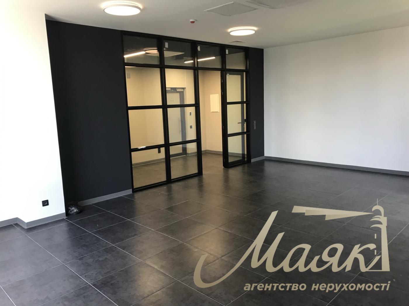 Office for rent 58m2 in BC Trinity, Pechersk