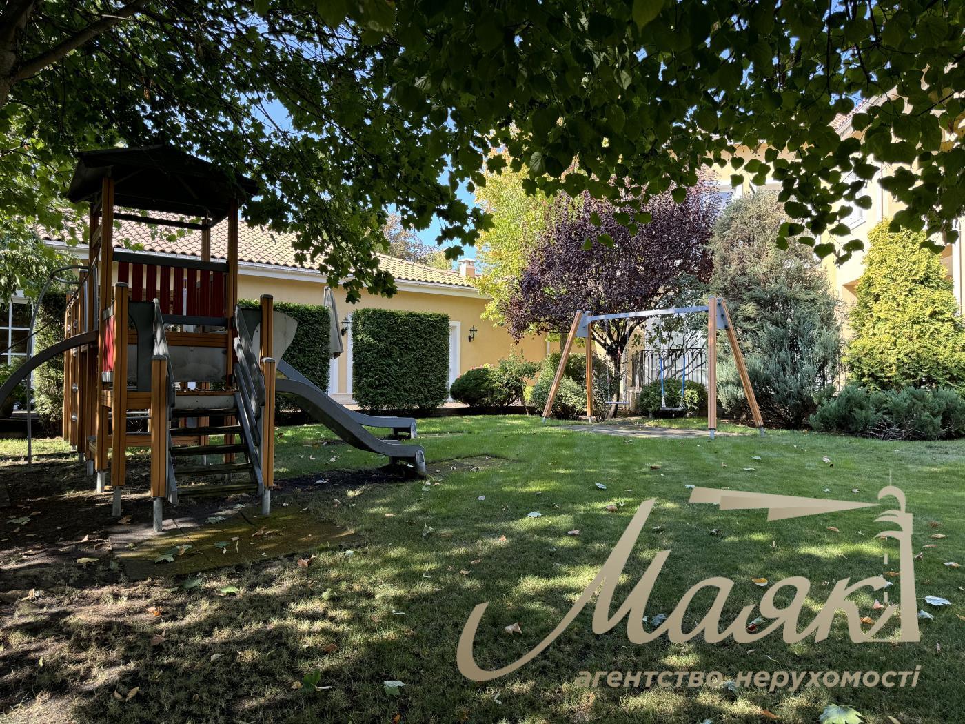 Sale of a house with access to the Dnieper, Damba, Koncha-Zaspa, Kozin