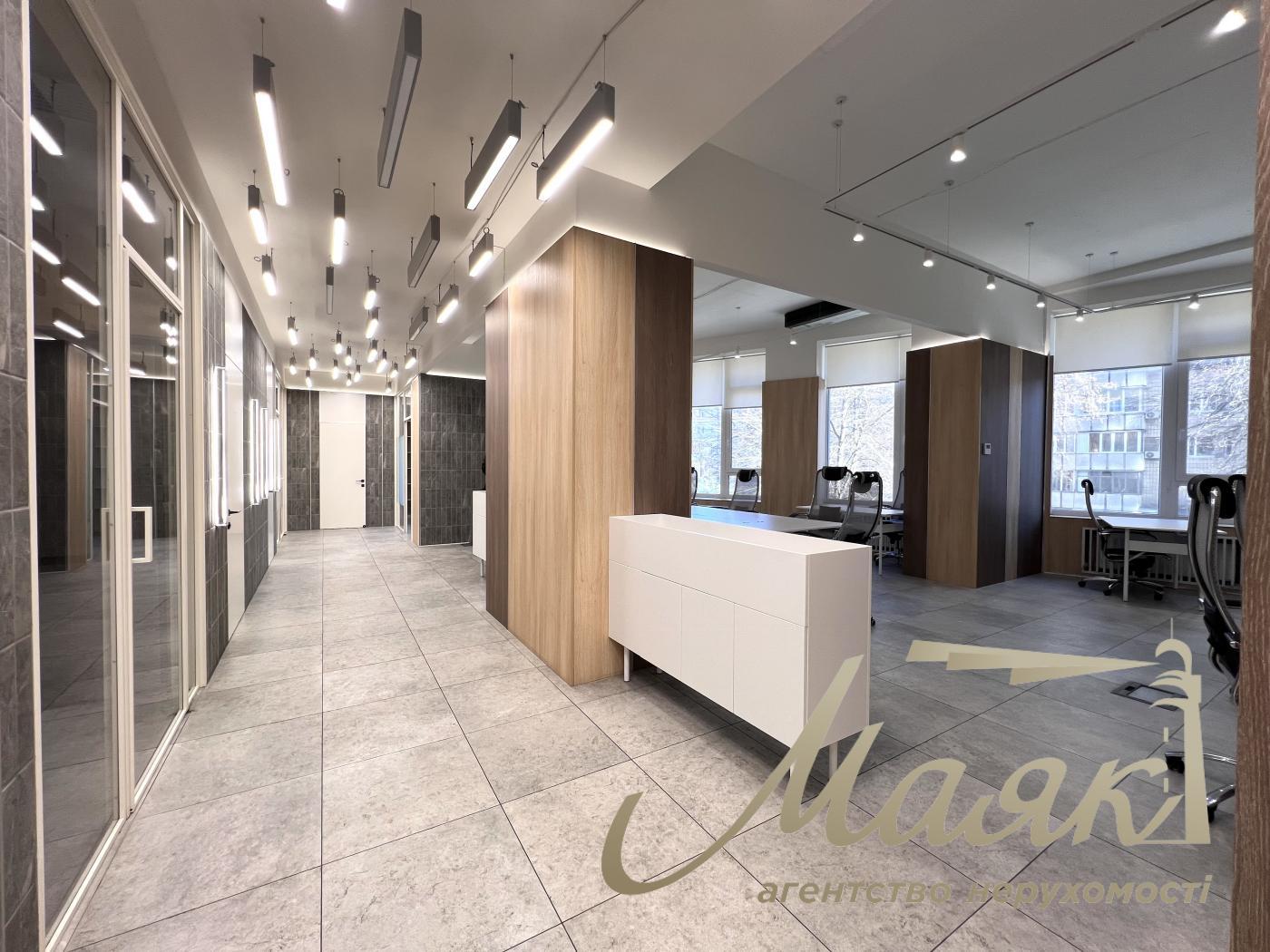 Оренда офісу 250 кв.м в ЖК А52 вул. Січових Стрільців (Артема), 44-А