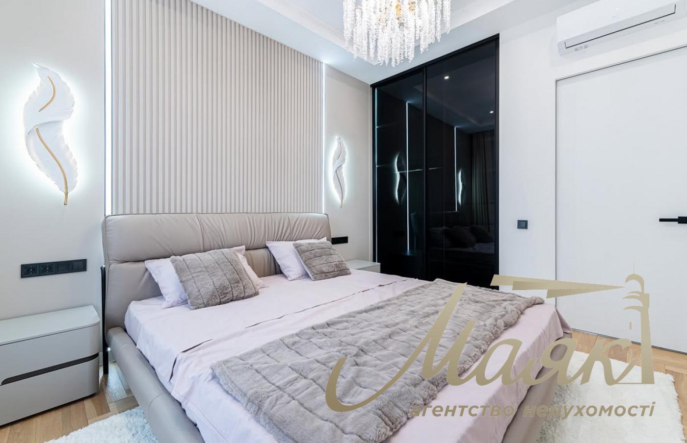 Продаж квартири 60 м² з ремонтом у ЖК 52 Перлина, Pechersk Plaza