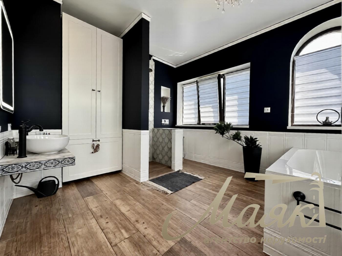 Продаж будинку 192м² у Конча-Заспі, Козин, Київська область