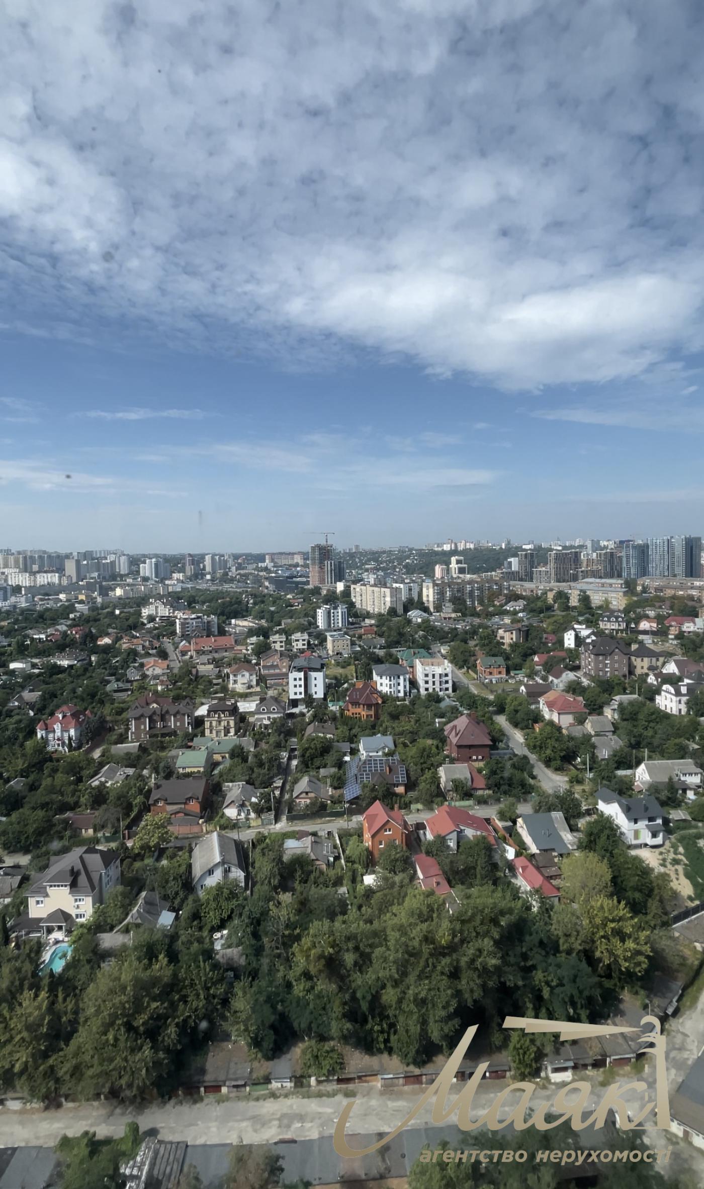 Аренда двухуровневой квартири  120м2 в ЖК " Подвысоцкий" , Печерск, Киев