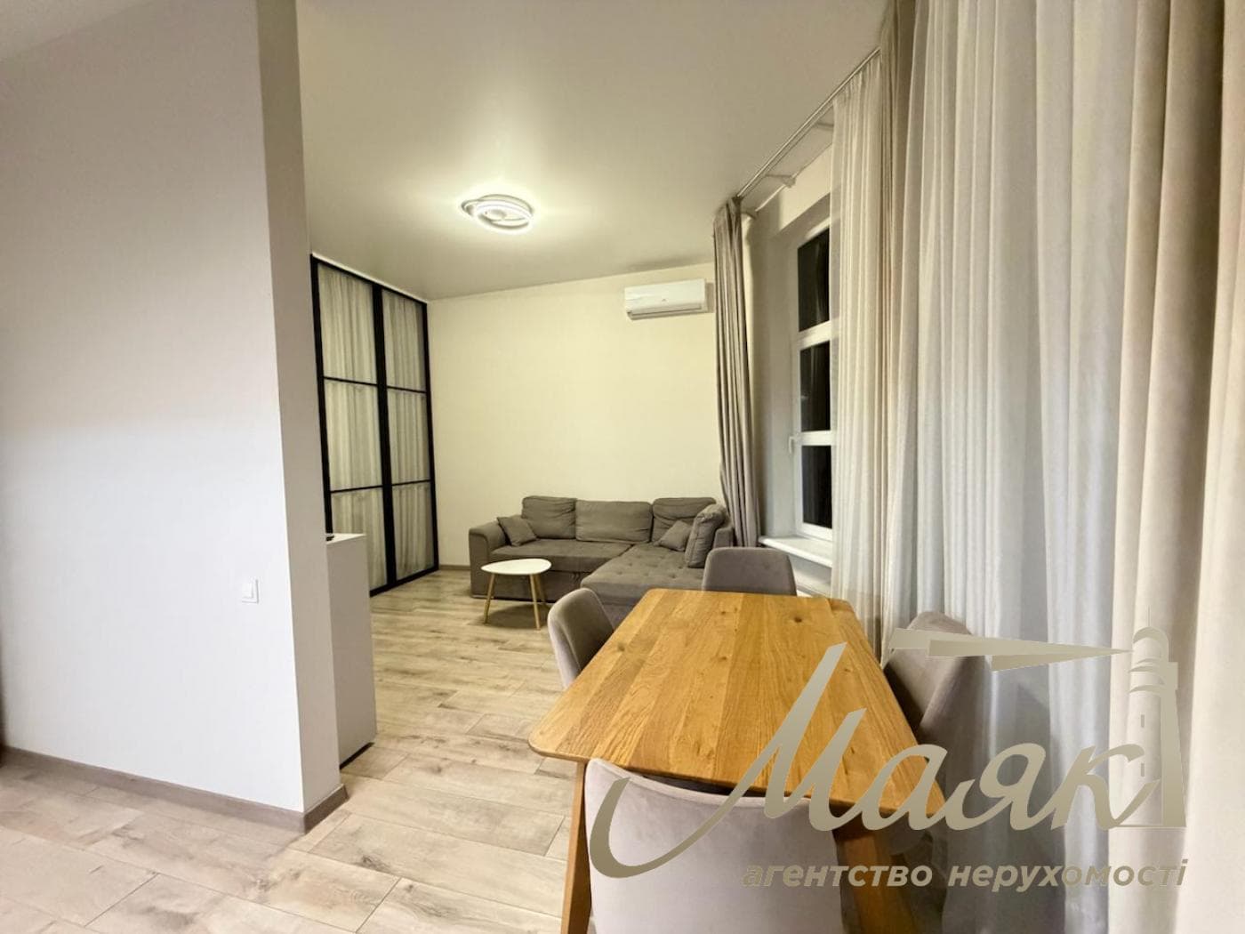 Оренда квартири-студії площею 45 м² у ЖК «52 Перлина», Печерськ